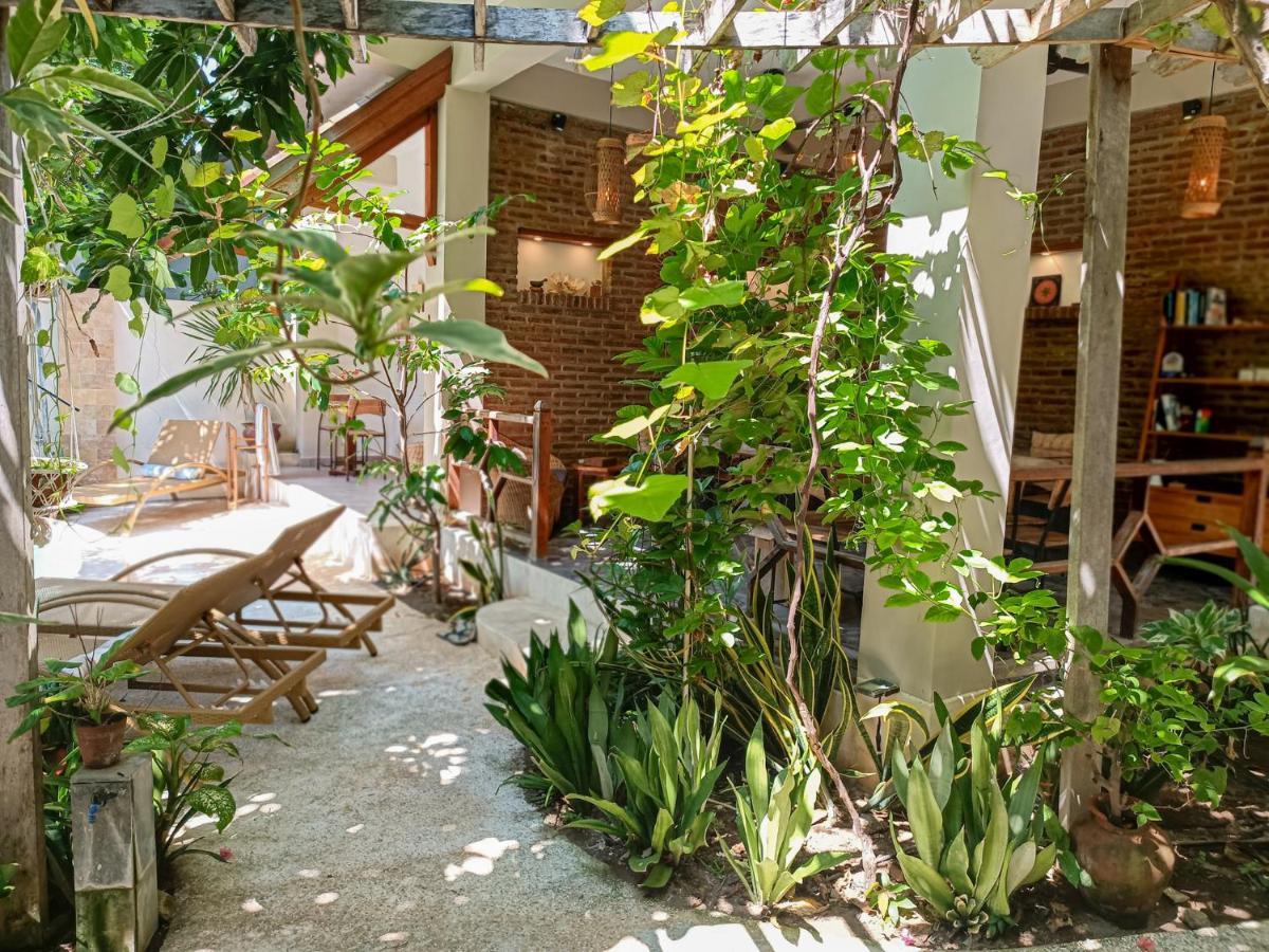 吉利特拉旺安 索拉亚瑜伽健康中心旅馆酒店 外观 照片
